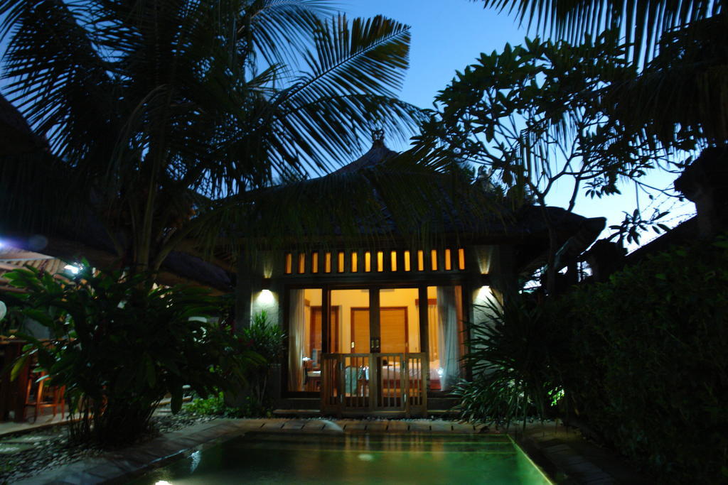 伊恩别墅酒店 峇里島 外观 照片